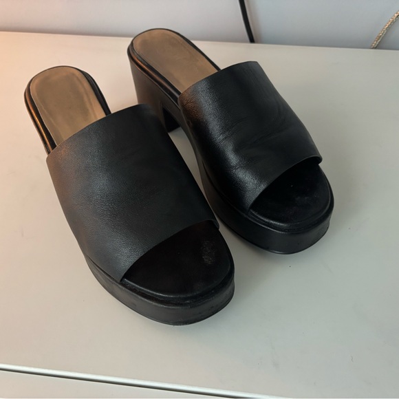 Seychelles Shoes - Genuine Leather Seychelles Slide Sandals